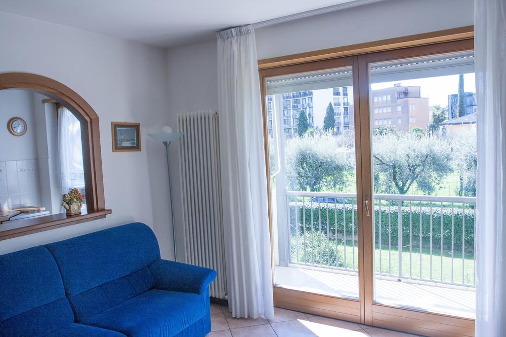Appartamento Lombardi Riva del Garda Cameră foto